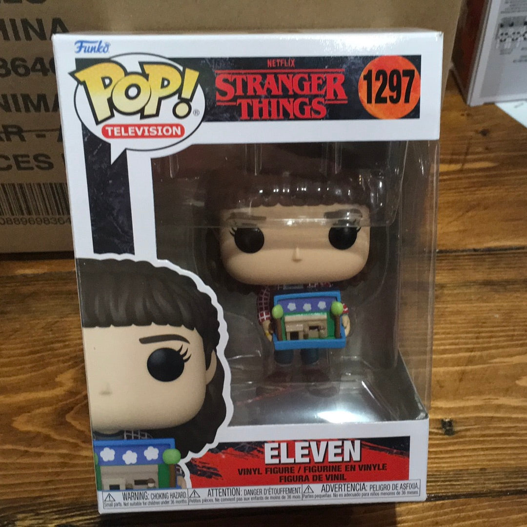 POP [Stranger Things - Eleven with Diorama [Season 4] Funko Vinyl Figure  (Bundled with Compatible Box Protector Case), Multicolor, 3.75 inches
