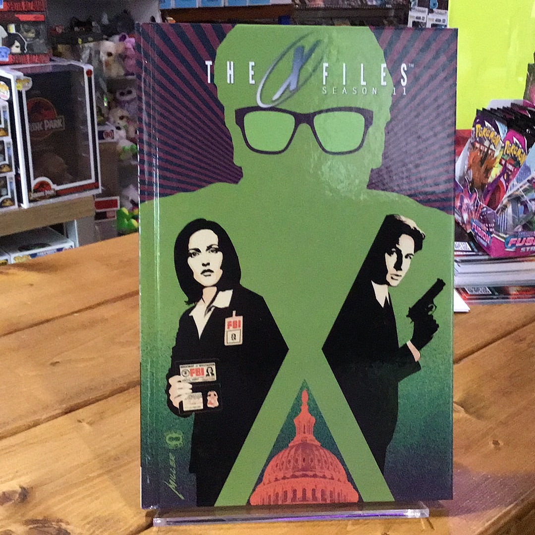 the-x-files-season-11-volume-1-graphic-novel-tall-man-toys-comics