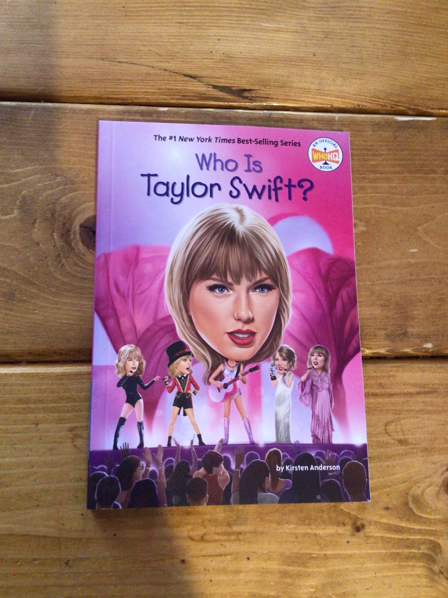 Who is Taylor Swift? (An Official WhoHQ Book)