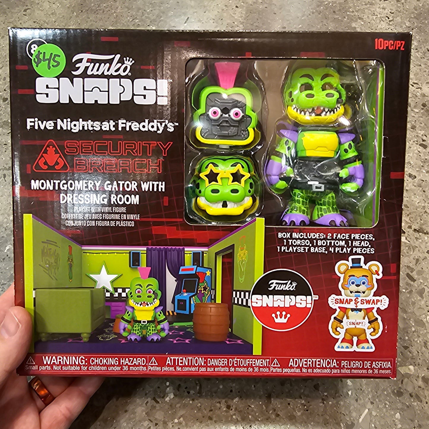 FNAF Security Breach - Montgomery Gator with Dressing Room Action Figure