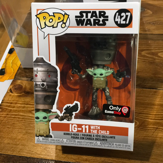 Star Wars: The Mandalorian - IG-11 with Child #427 - Exclusive Funko Pop! Vinyl Figure