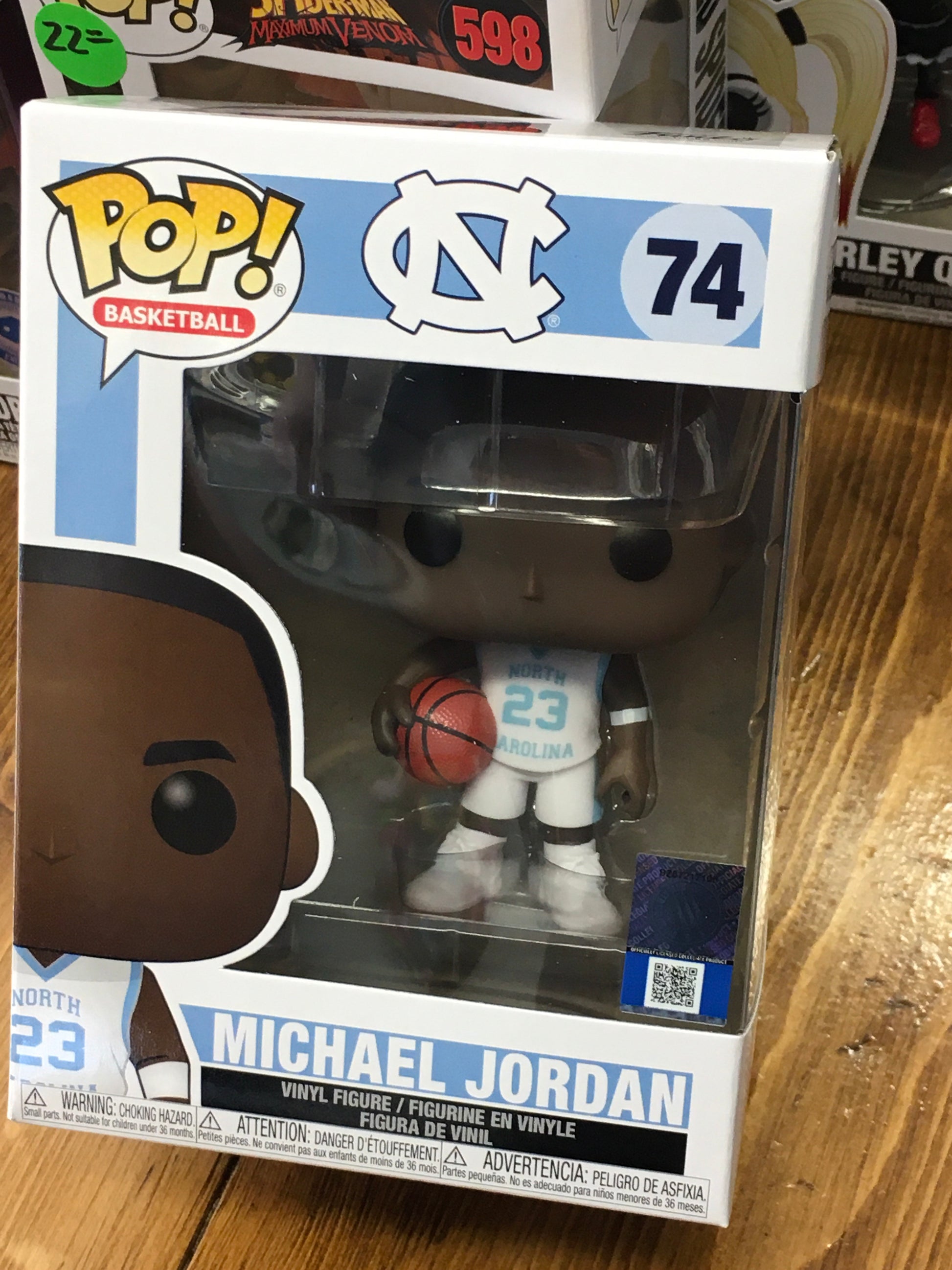 Funko Pop NBA Michael Jordan UNC White Jersey #74 – Badger