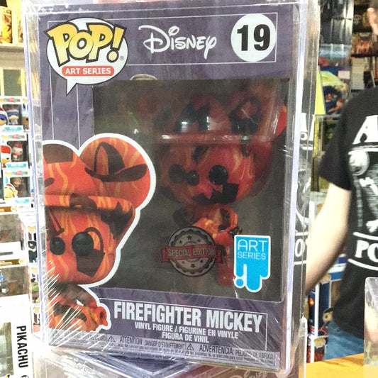 Disney - Firefighter Mickey #19 (Artist Series) w/ Case - Funko Pop! Vinyl Figure