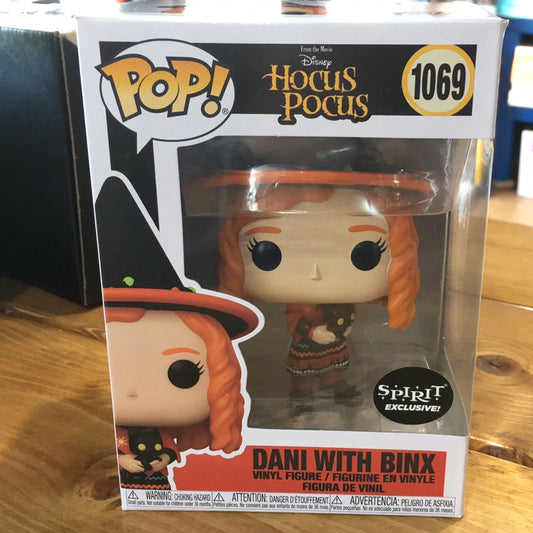 Hocus Pocus Dani with Binx 1069 Exclusive Disney Funko Pop! vinyl figure